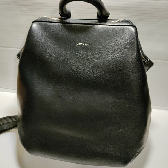 Vintage vignelli Vegan Leather BackpackMATT AND NAT - Picture 2 of 12
